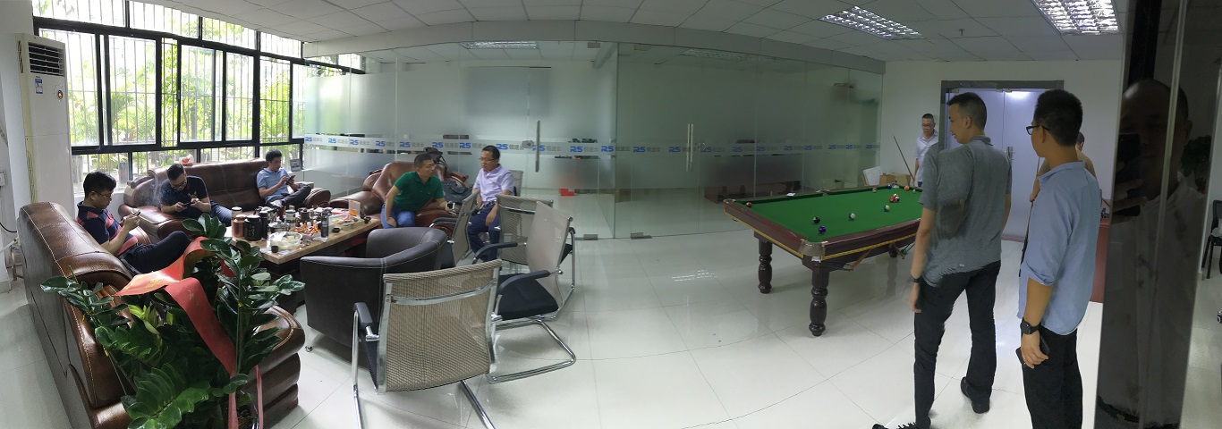 座谈会.jpg