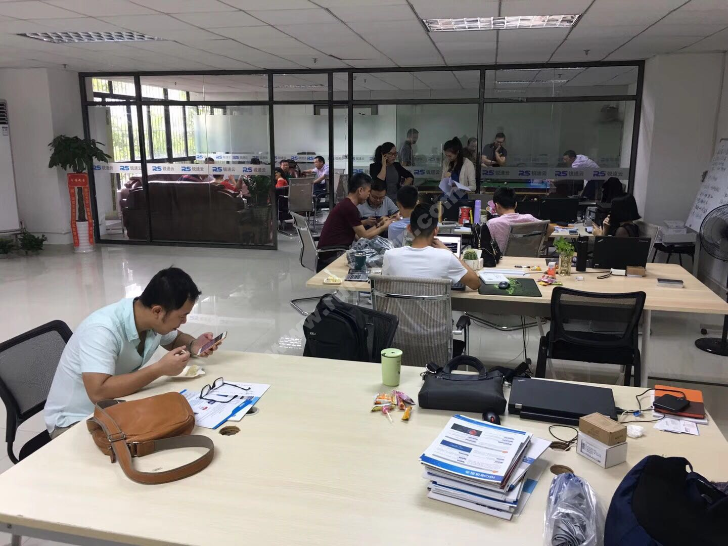 座谈会3.jpg